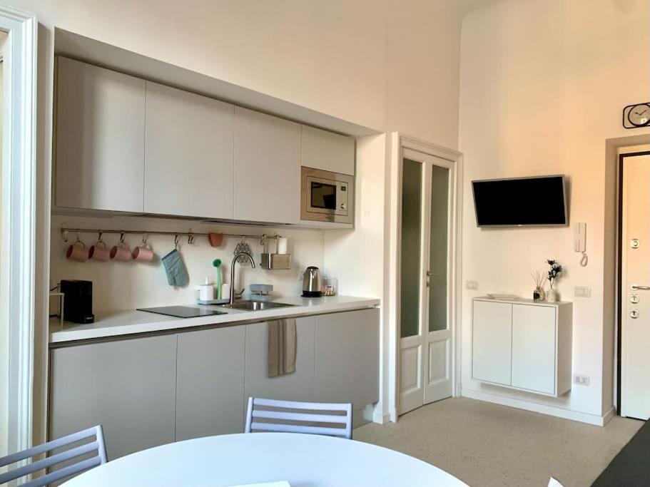 Stylish Flat In Porta Romana-Fondazione Prada Milan Exterior photo